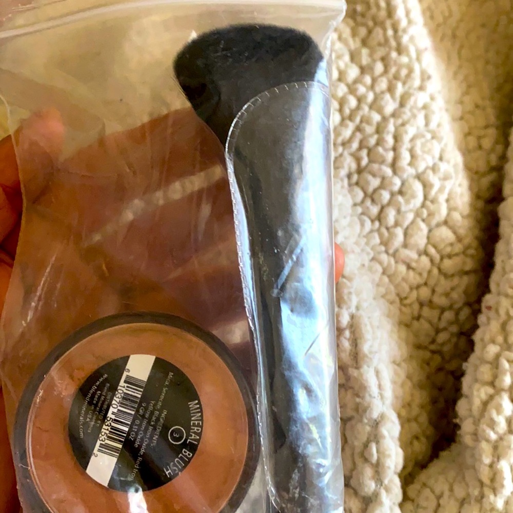 Brand New Mineral Cosmetics with powder brush